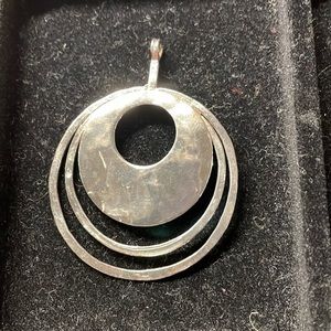 .925 Silver Ornate Circle Pendant